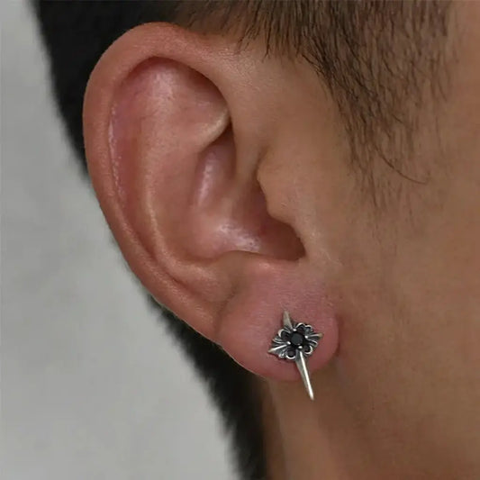 TWO LEAVES S925 sterling silver retro old Polaris earrings black diamond street gothic style earrings for men and women