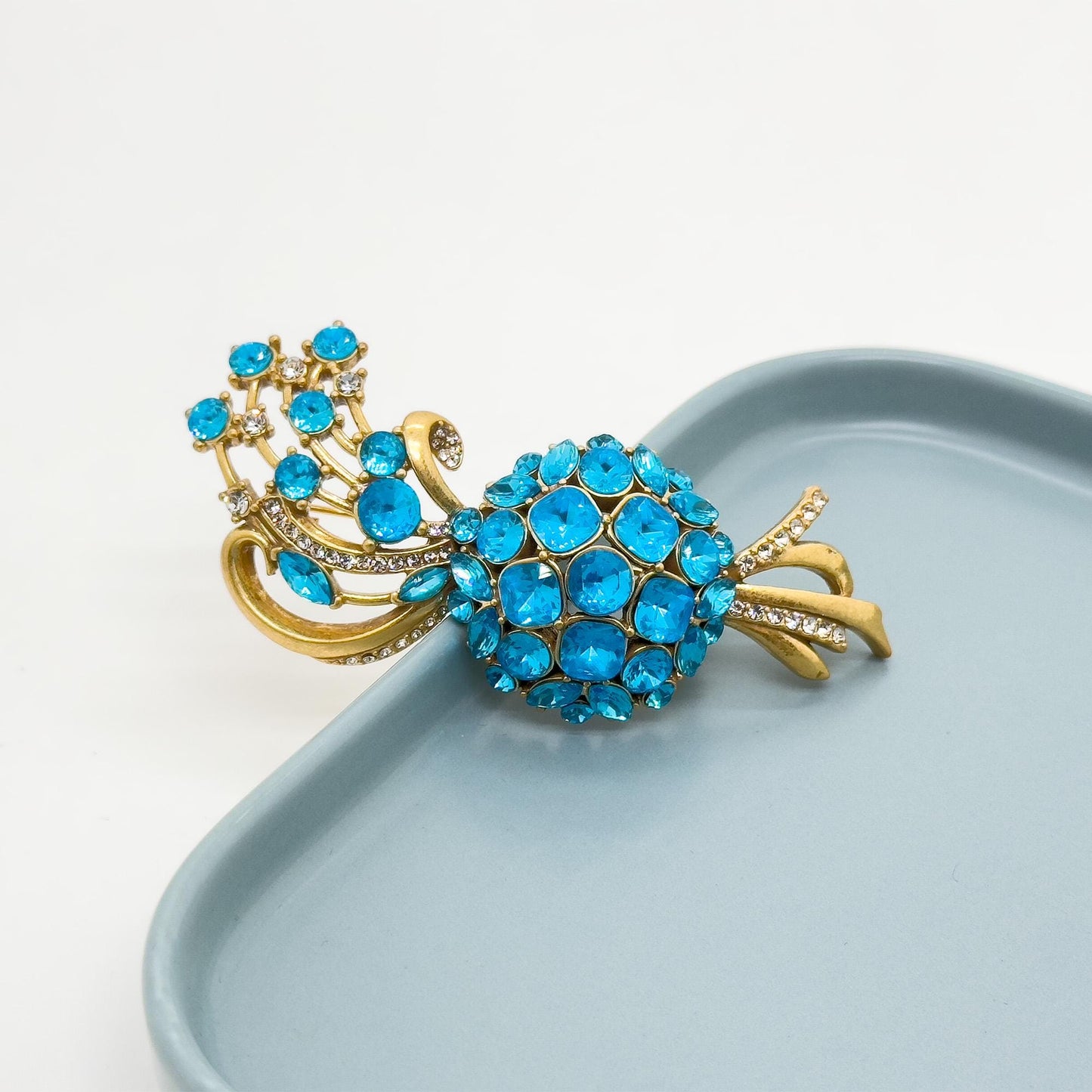 Vintage Art Deco Crystal Bouquet Brooch, 18K Gold-Plated Blue