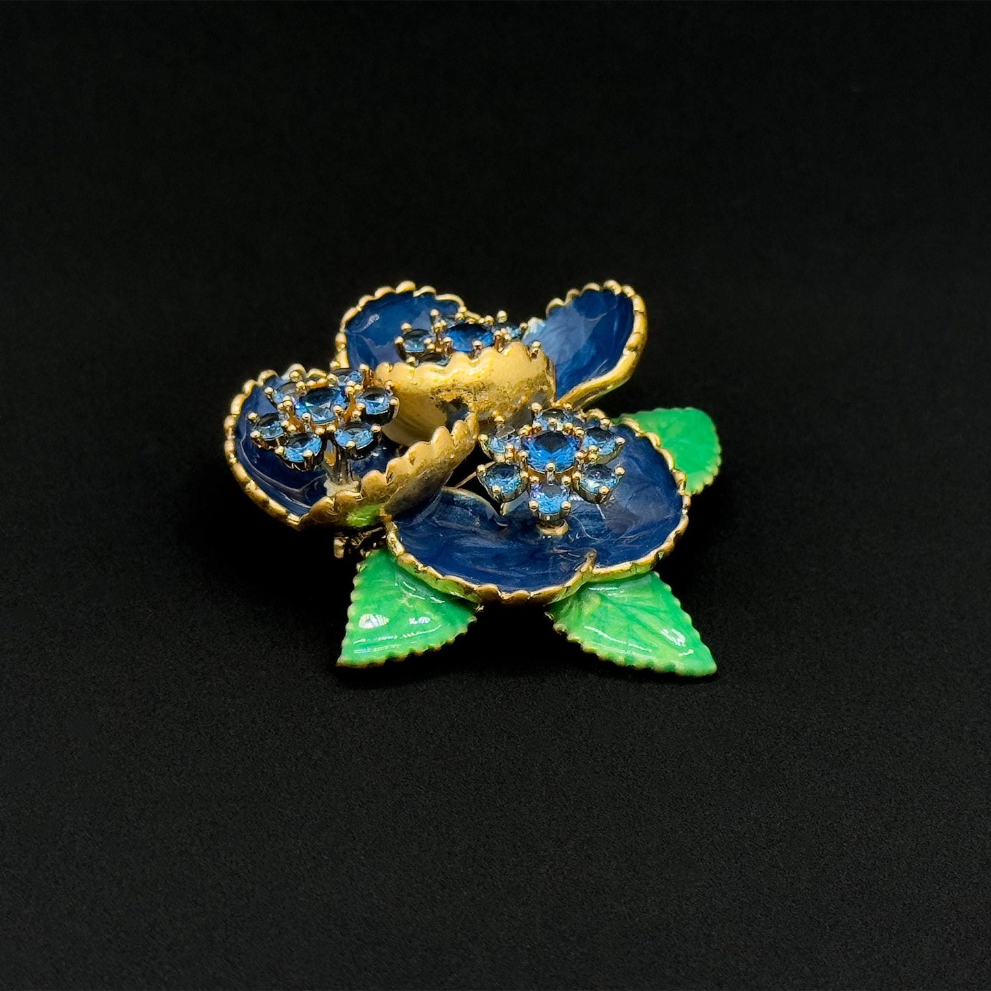 Vintage Art Deco 3D Leaf & Flower Brooch