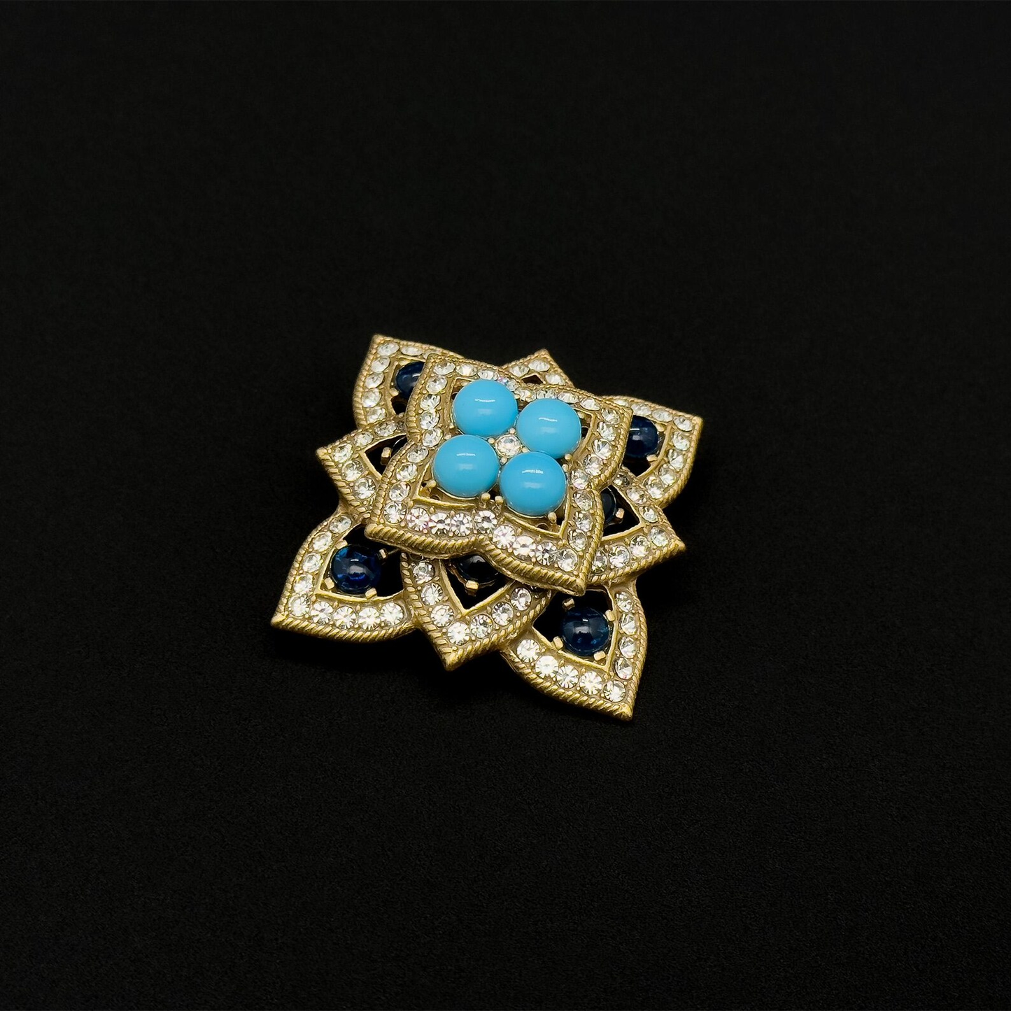 Vintage Palace Style Blue Gem Brooch