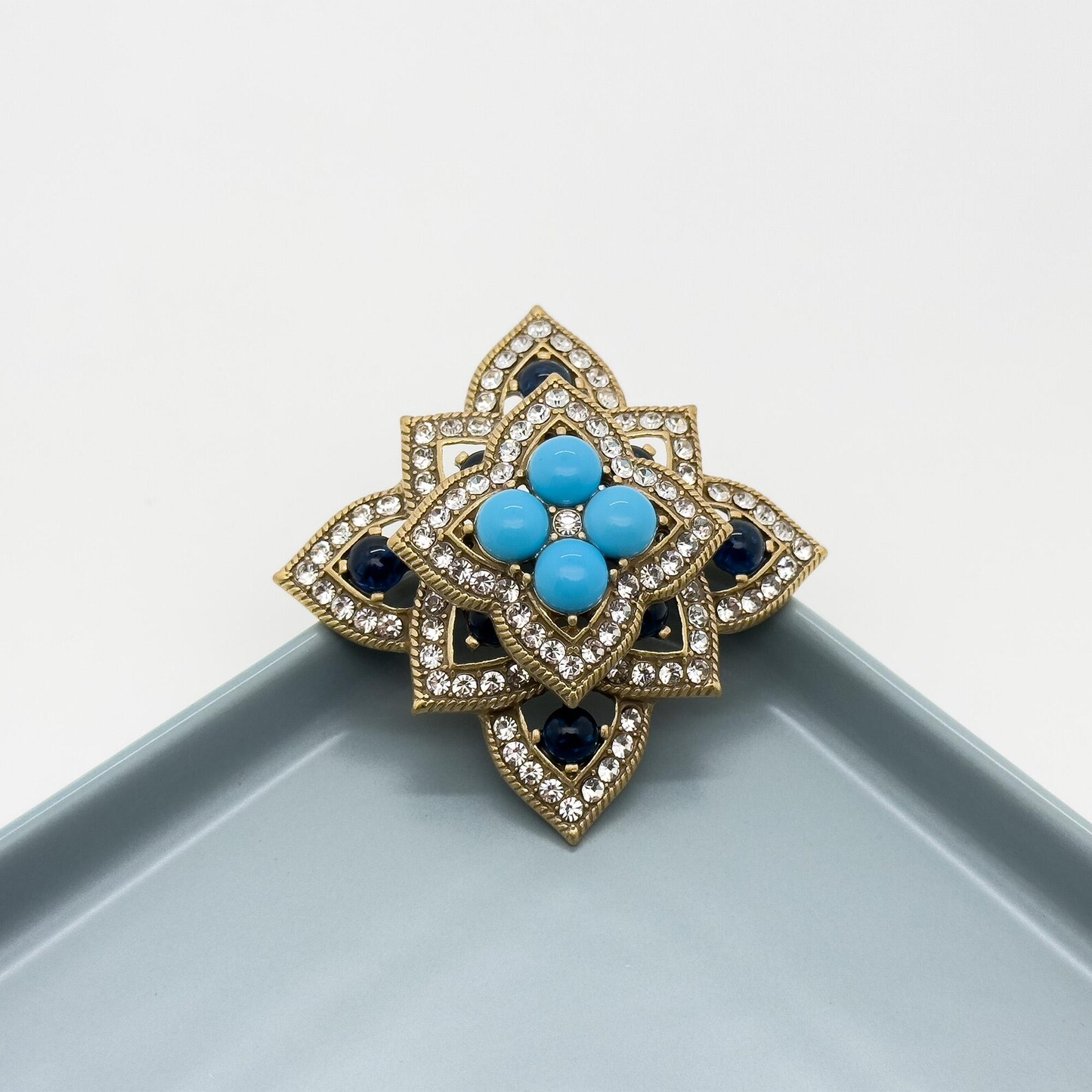 Vintage Palace Style Blue Gem Brooch