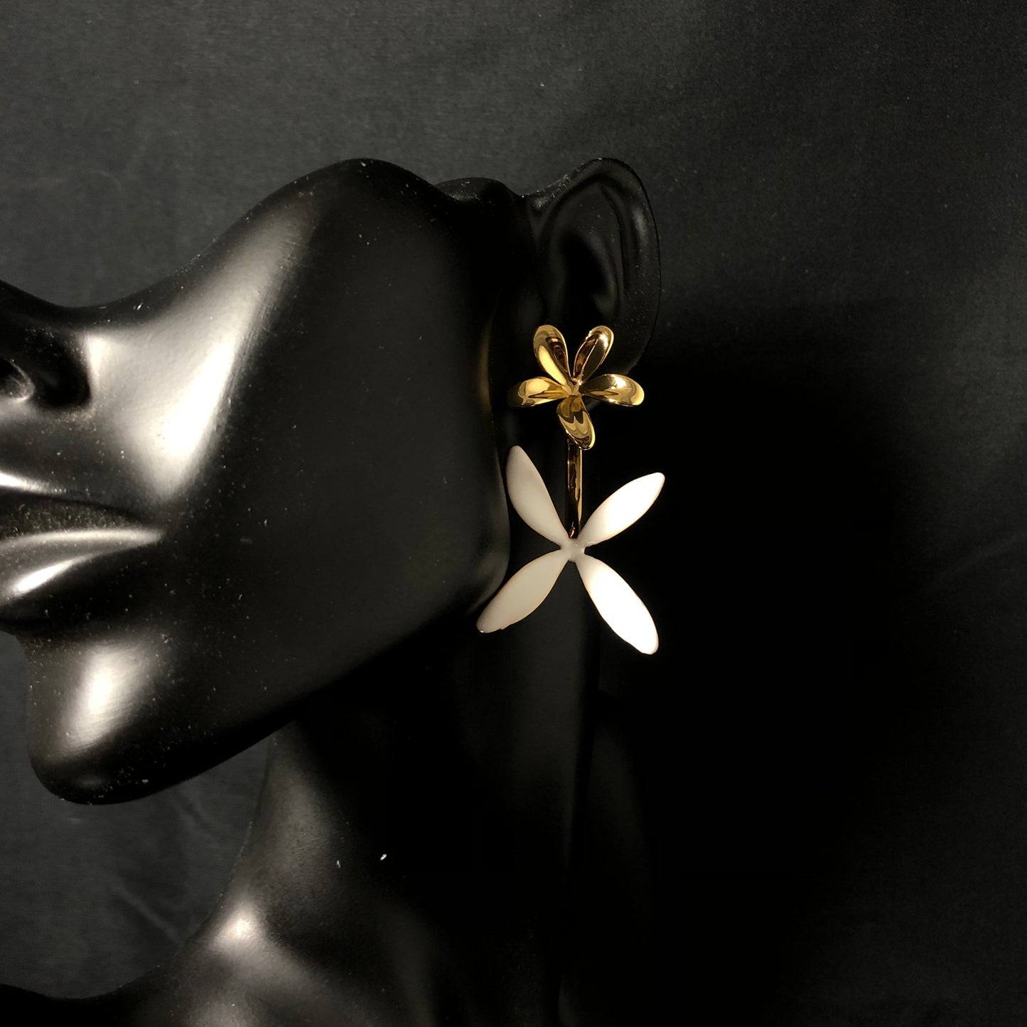 Trendy Flower Stud Earrings