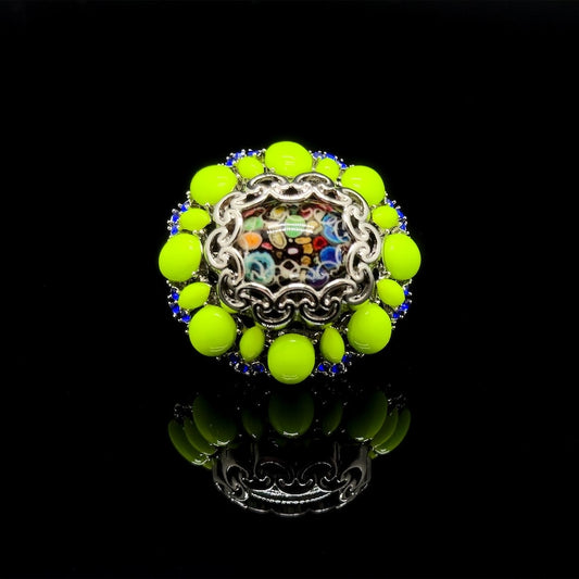 Vintage Art Deco Green Enamel Resin Elegant Brooch