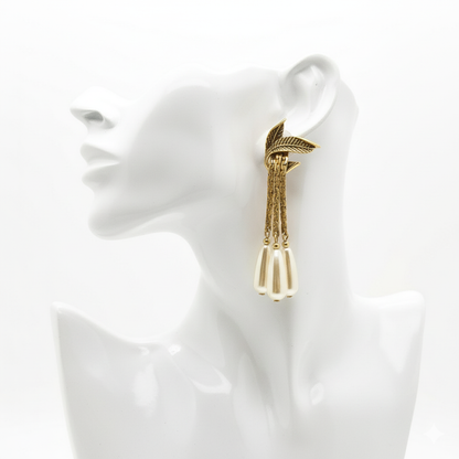 Retro Style Leaf Fringe Brooch and Dangle Earring Set