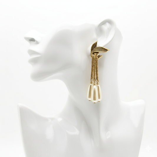 Retro Style Leaf Fringe Brooch and Dangle Earring Set