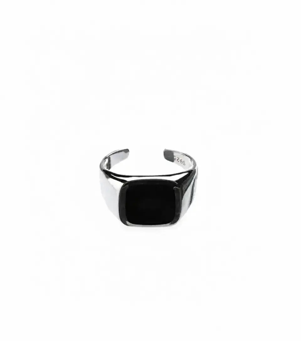 Black fashionable ring hip-hop style for men and women, 925 sample silver, silver 925 sample, European style, simple and elegant design