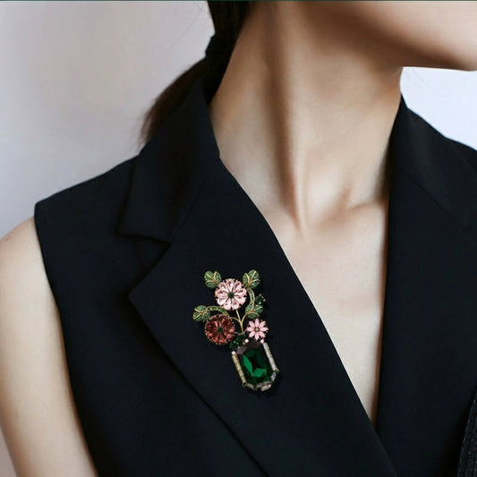 Retro Green Provence Floral Brooch Lapel Pin High-End Badge