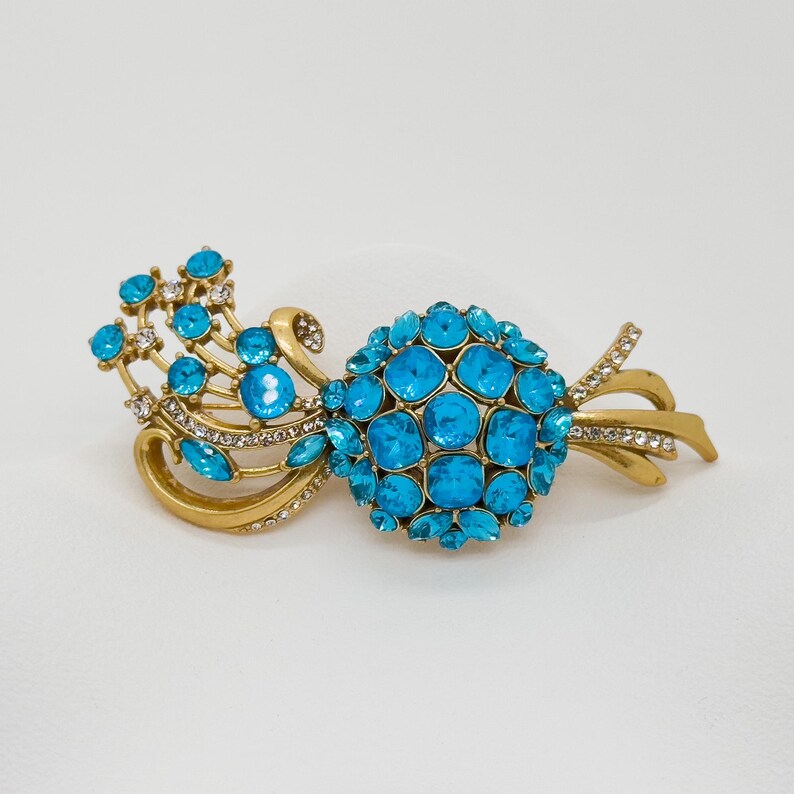Vintage Art Deco Blue Crystal Bouquet Flower Brooch