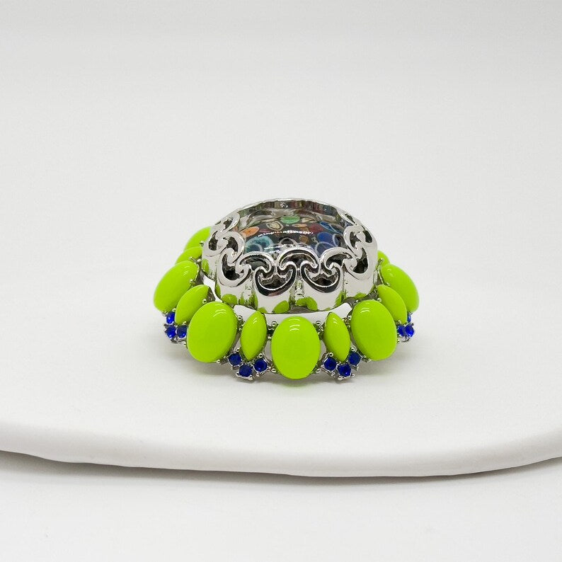 Vintage Art Deco Green Enamel Resin Elegant Brooch