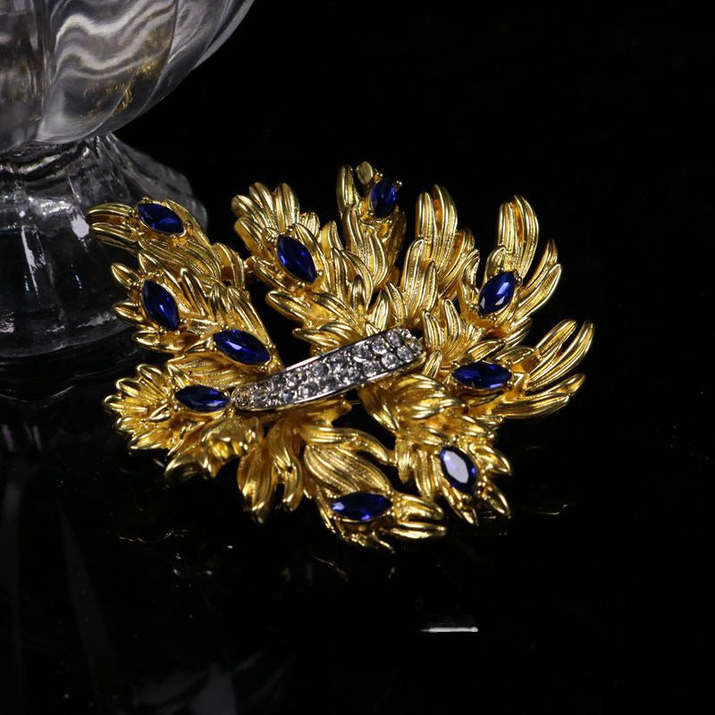 Retro Royal Flower Gold Rhinestone Brooch