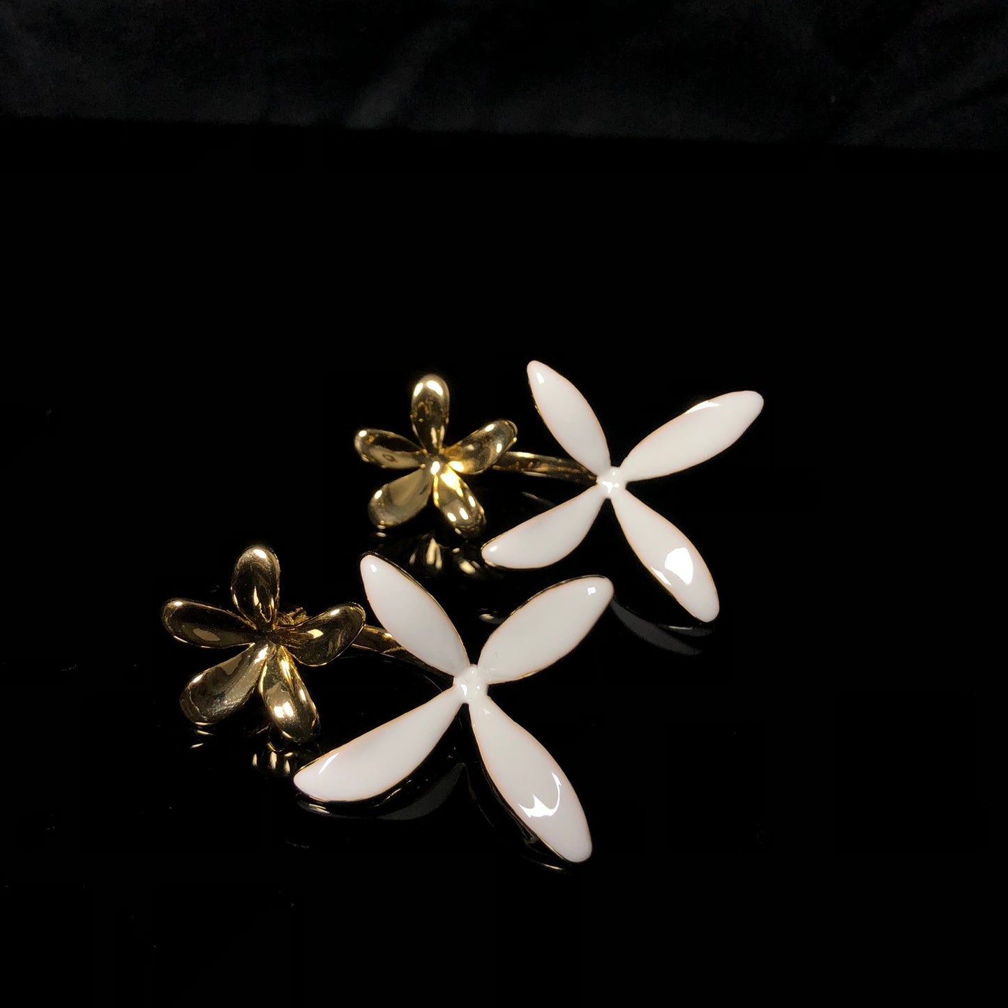 Trendy Flower Stud Earrings