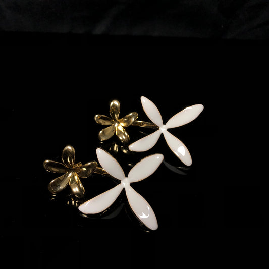 Trendy Flower Stud Earrings