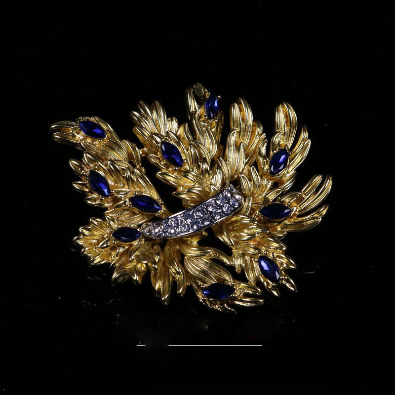 Retro Royal Flower Gold Rhinestone Brooch