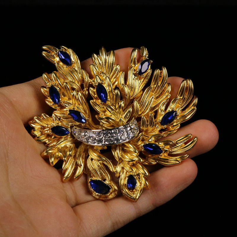 Retro Royal Flower Gold Rhinestone Brooch