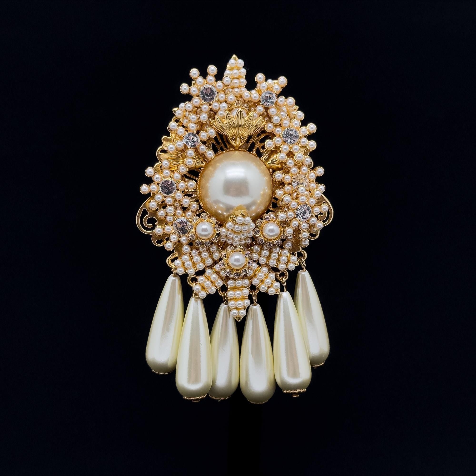 GIFTEEO Art Deco "Comte II" | Art Deco Geometric Symmetry Crystal Brooch - Handcrafted Luxury Jewelry