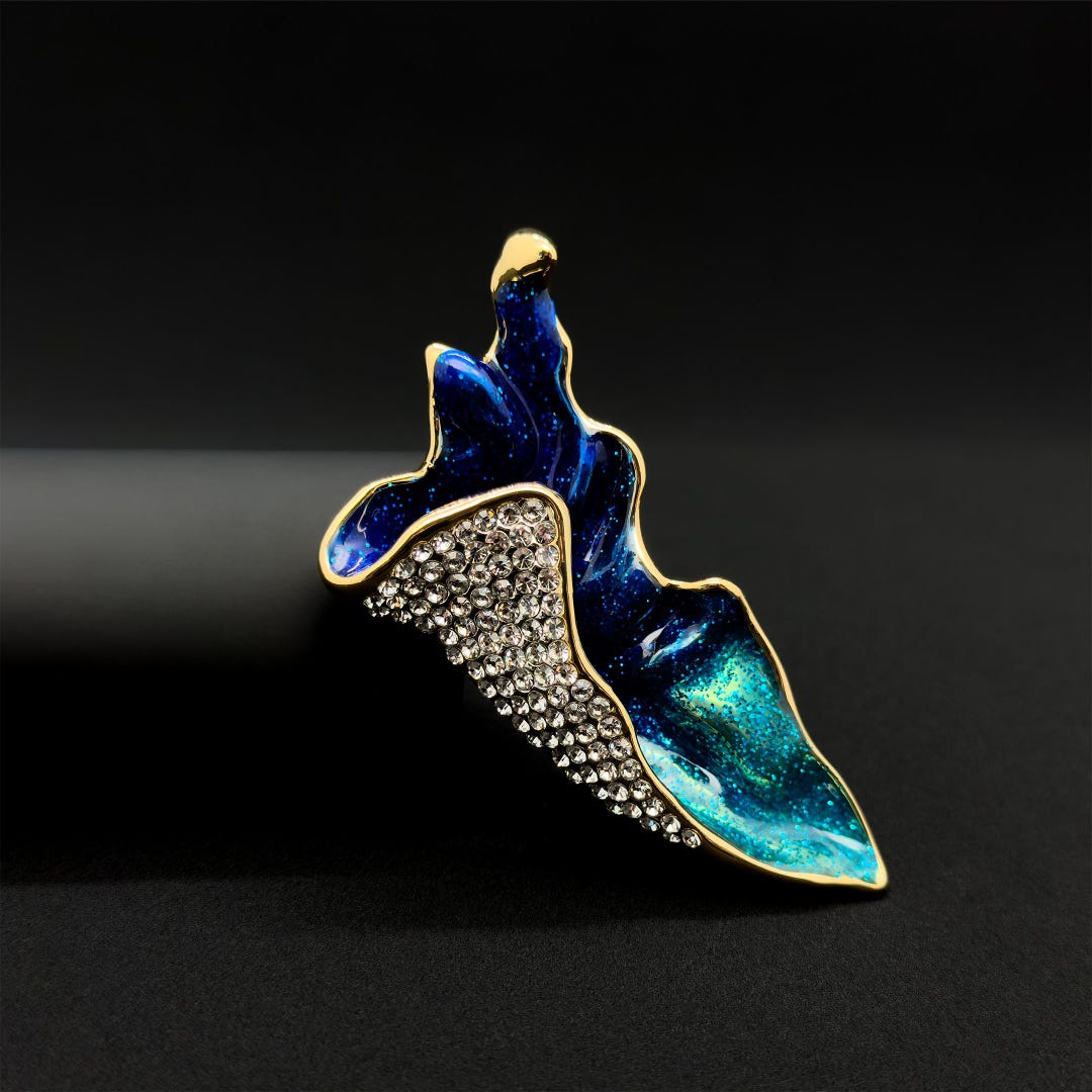 Elegant French Vintage High Heel Shoe Brooch - Art Deco Crystal Pin