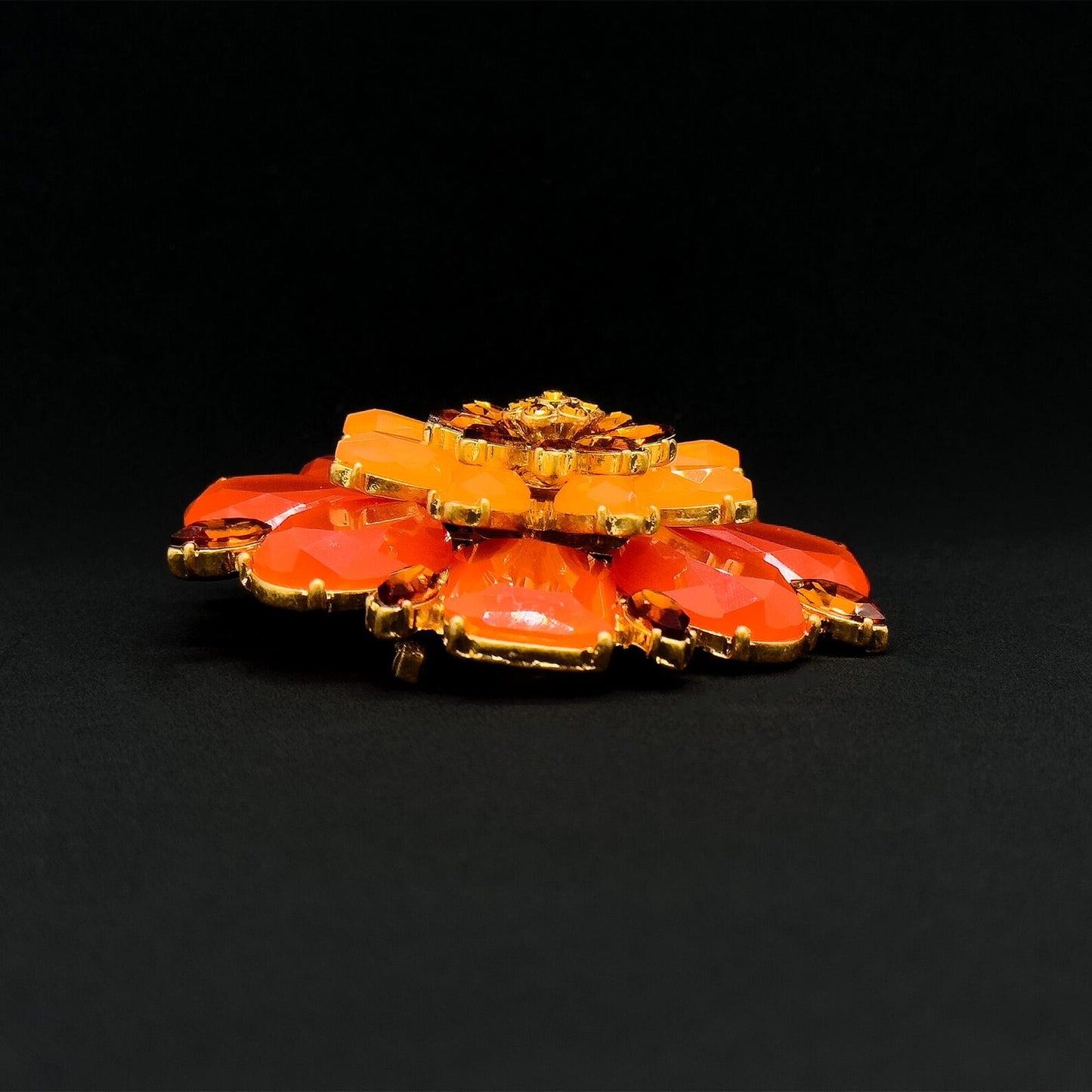 Vintage Art Deco Red 3D Flower Brooch