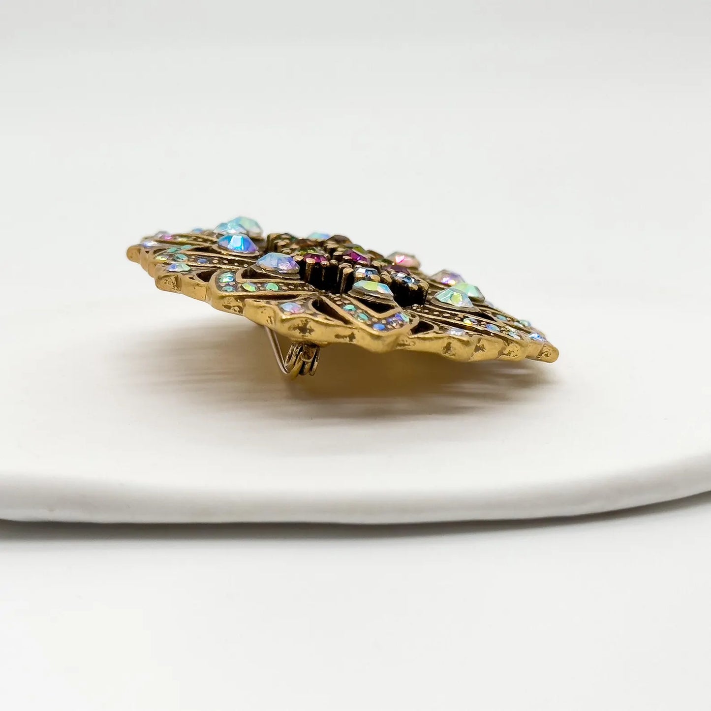 Vintage Art Deco Elegant Flower Brooch
