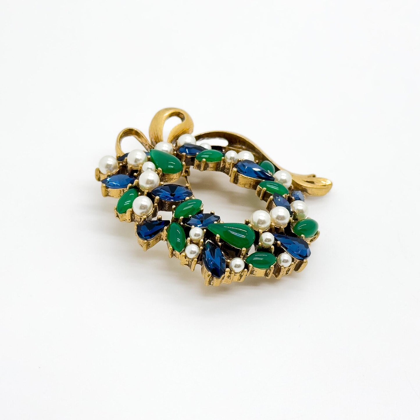 Vintage Bow 3D Flower Brooch