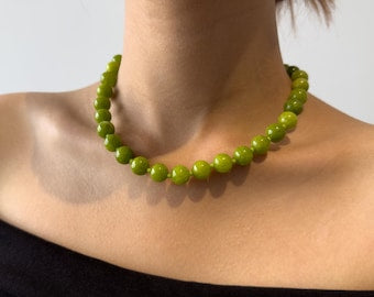 Art Deco Green Stone Beaded Necklace with Matching Bracelet Set