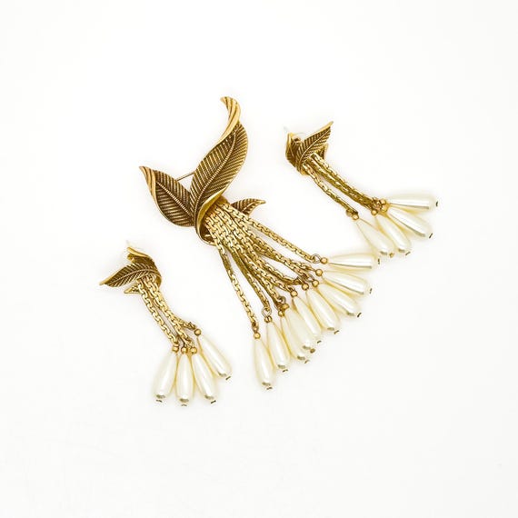 Vintage Art Deco Leaf Fringe Brooch and Dangle Earring Set