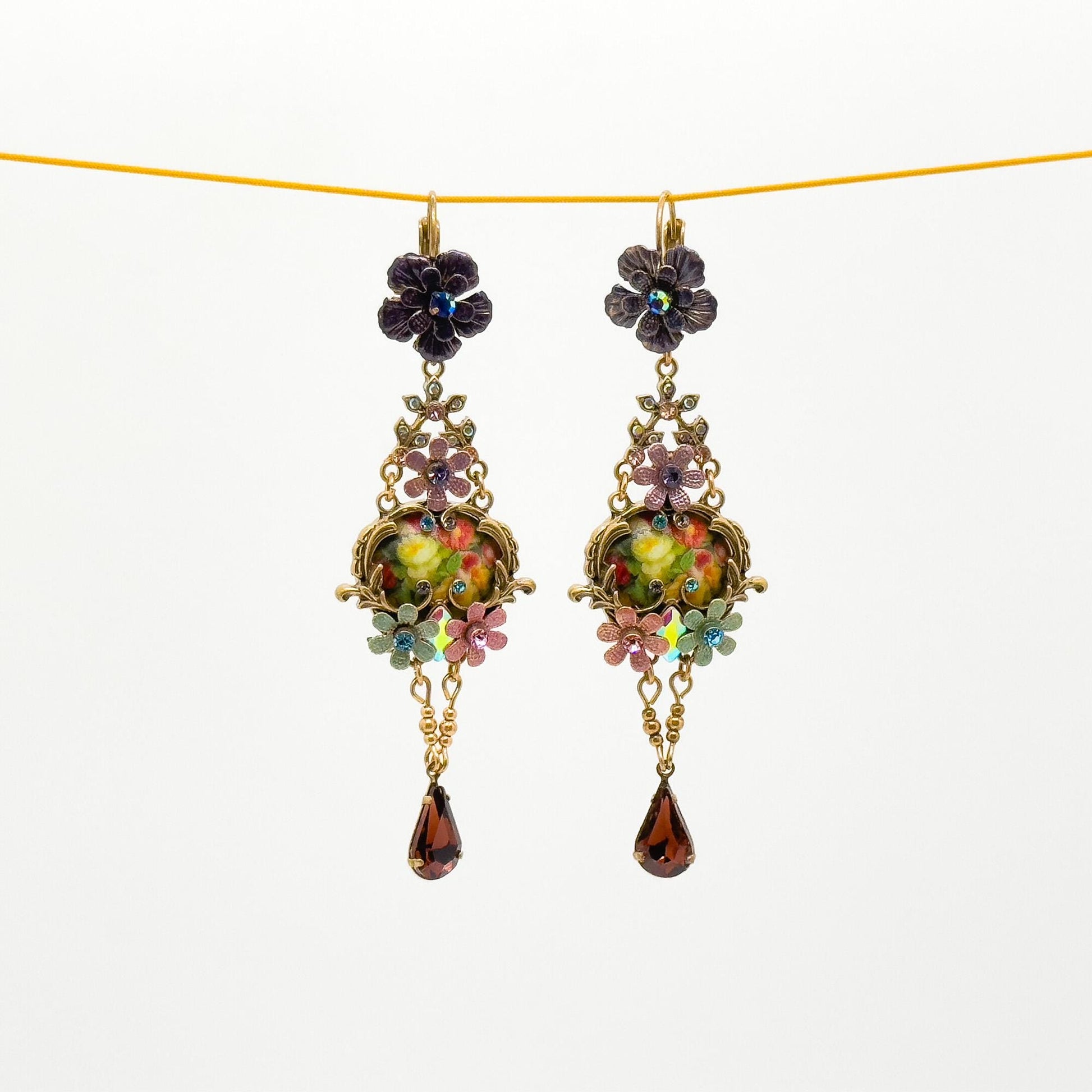 French Vintage Ethnic 3D Flower Dangle Earrings Gold-Plated