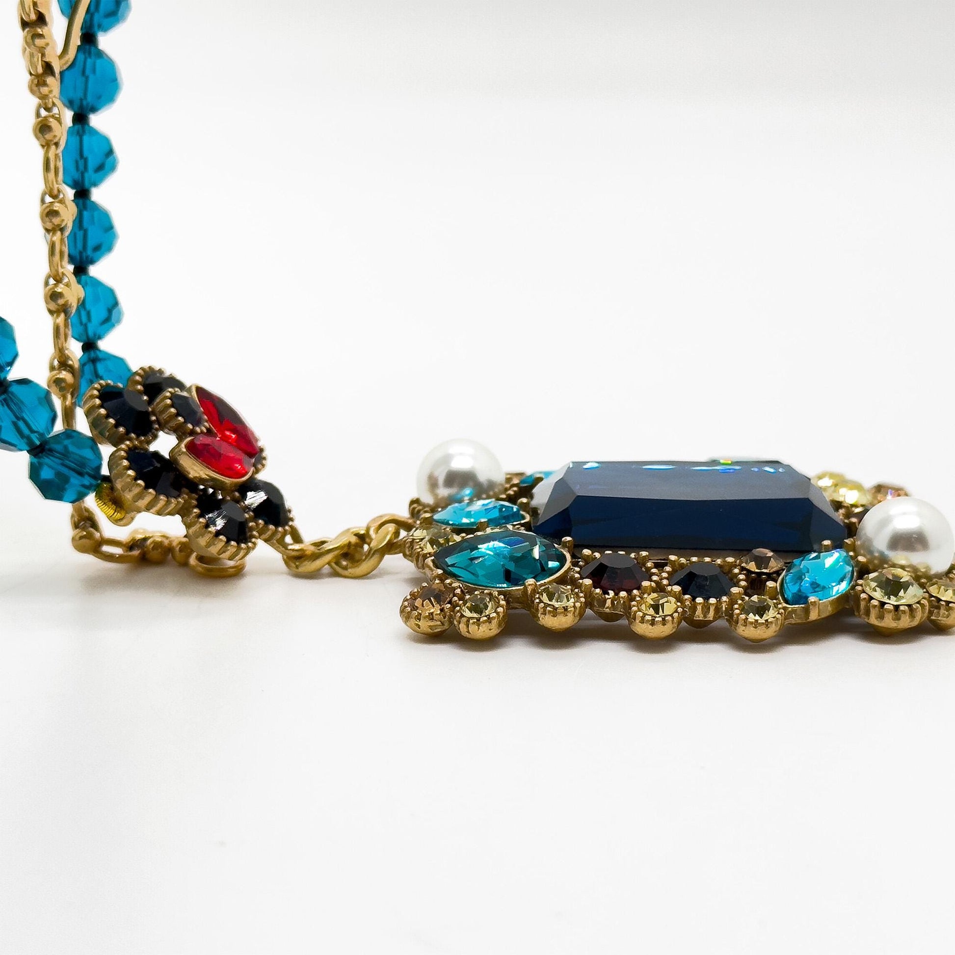 Vintage Ethnic Lapis Lazuli Pendant Necklace with Pearl Accents
