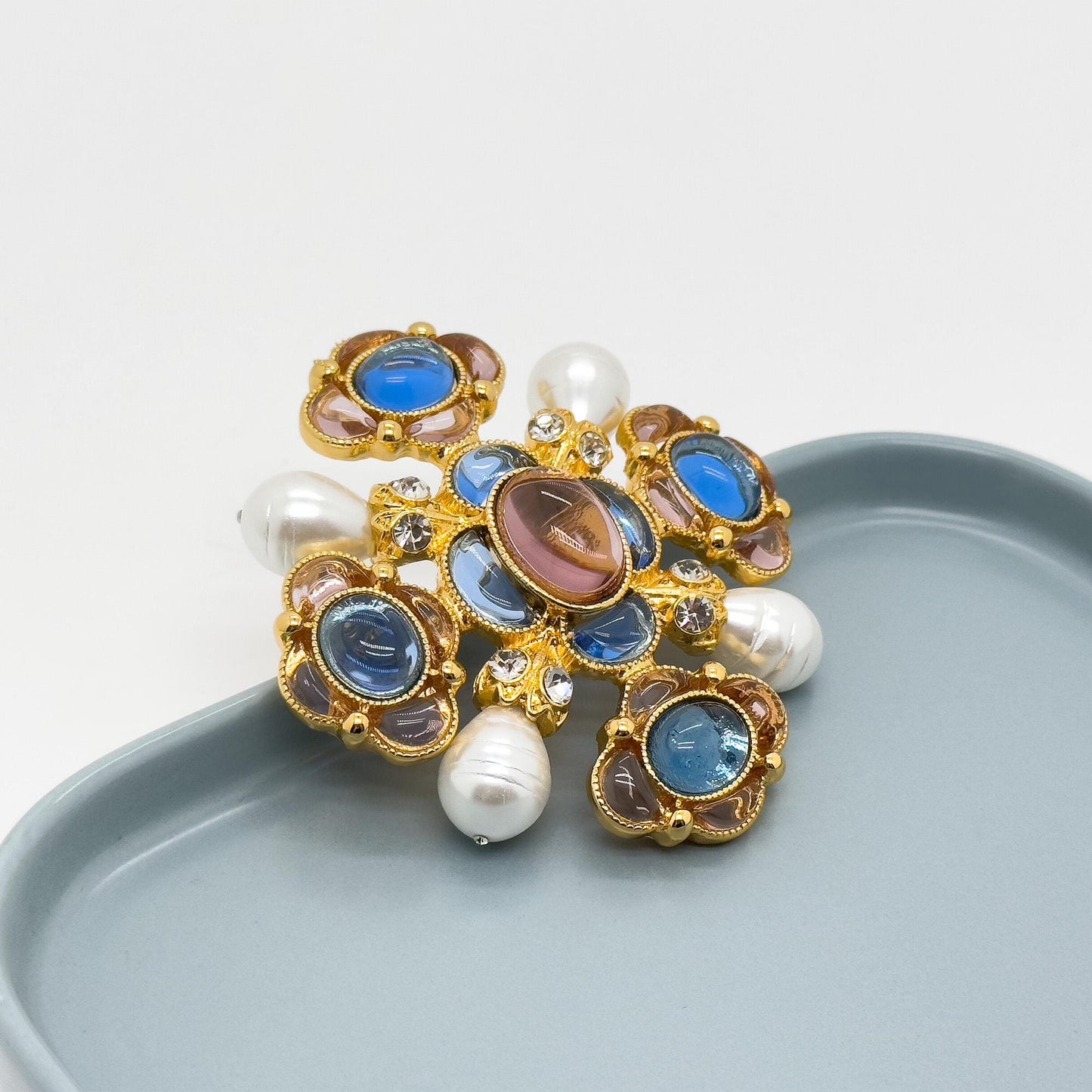 Handcrafted Vintage Art Deco Brooch featuring Lapis Lazuli, Crystal and Pearl