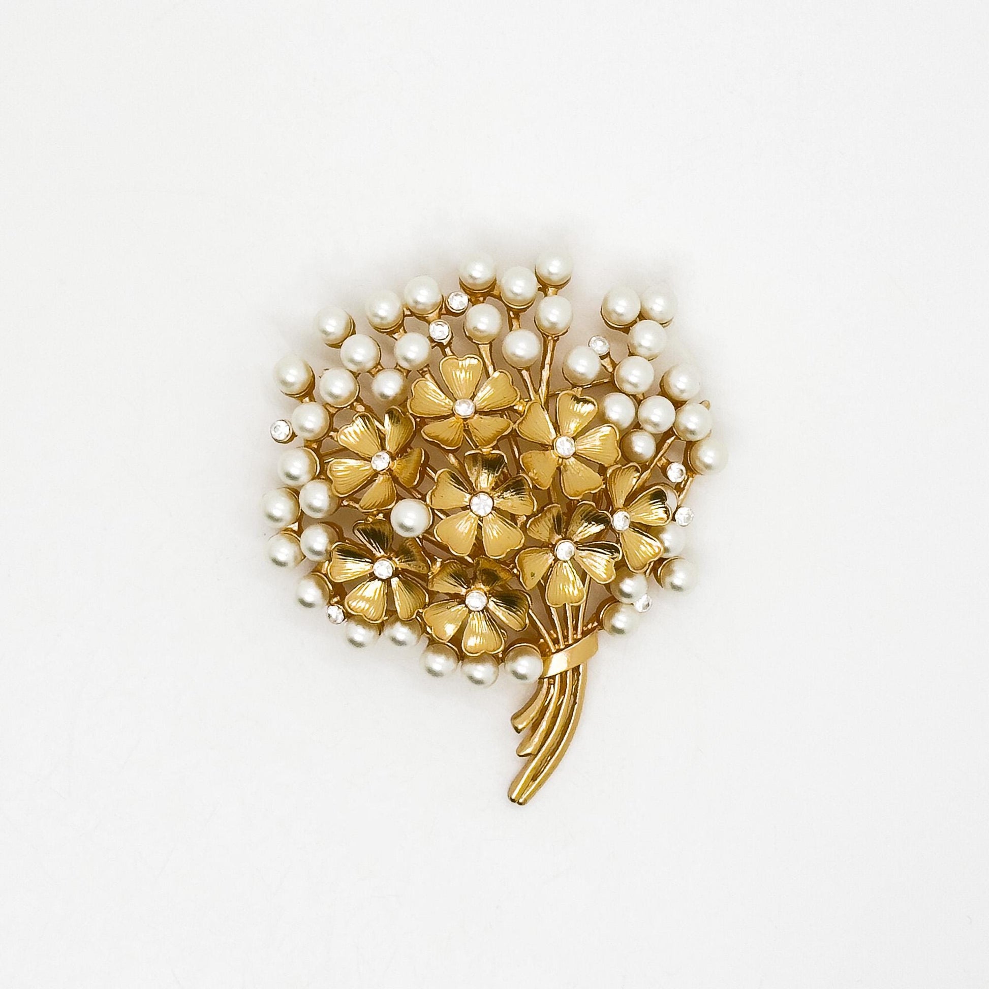 Vintage Art Deco 3D Flower Brooch with Pearls, 18K Gold-Plated