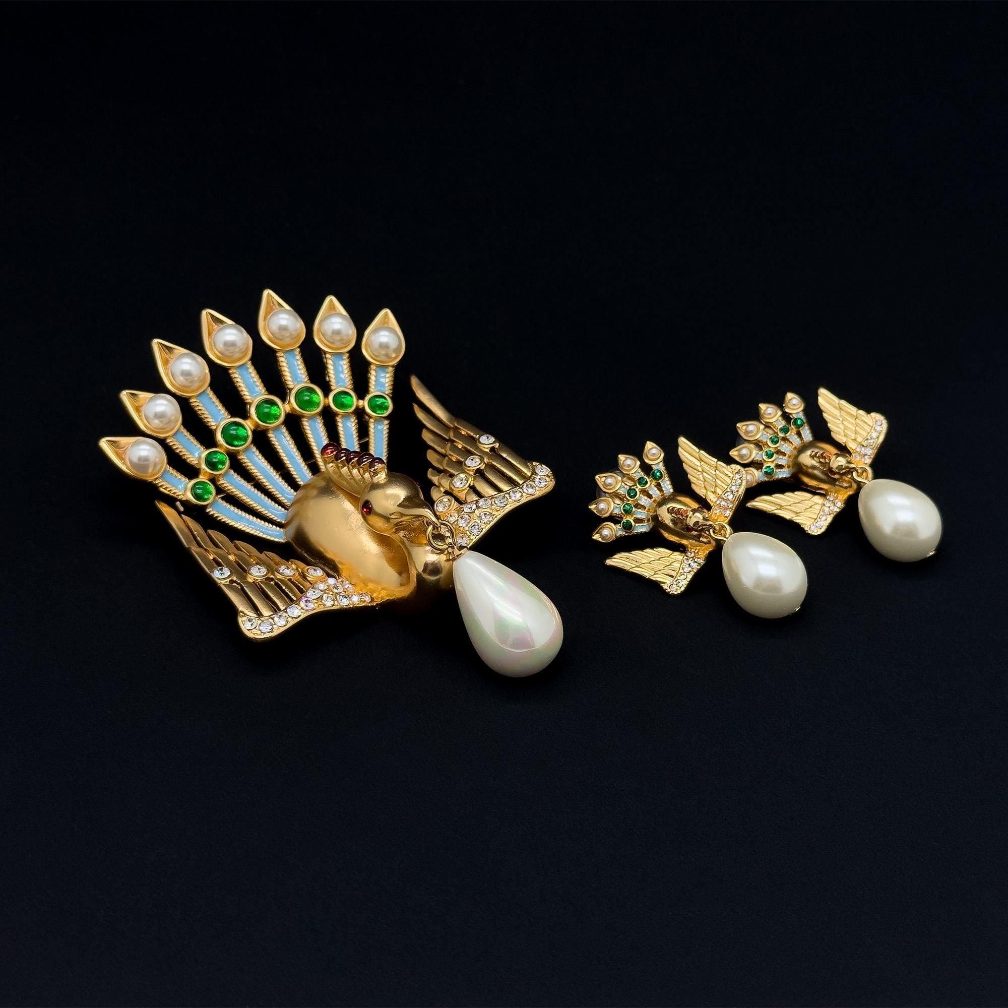Vintage Art Deco Peacock Brooch with Rhinestones Pearls Brass