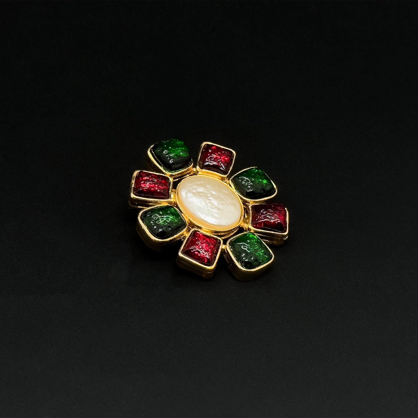 Art Deco Enamel Flower Brooch 18K Gold-Plated Copper Vintage