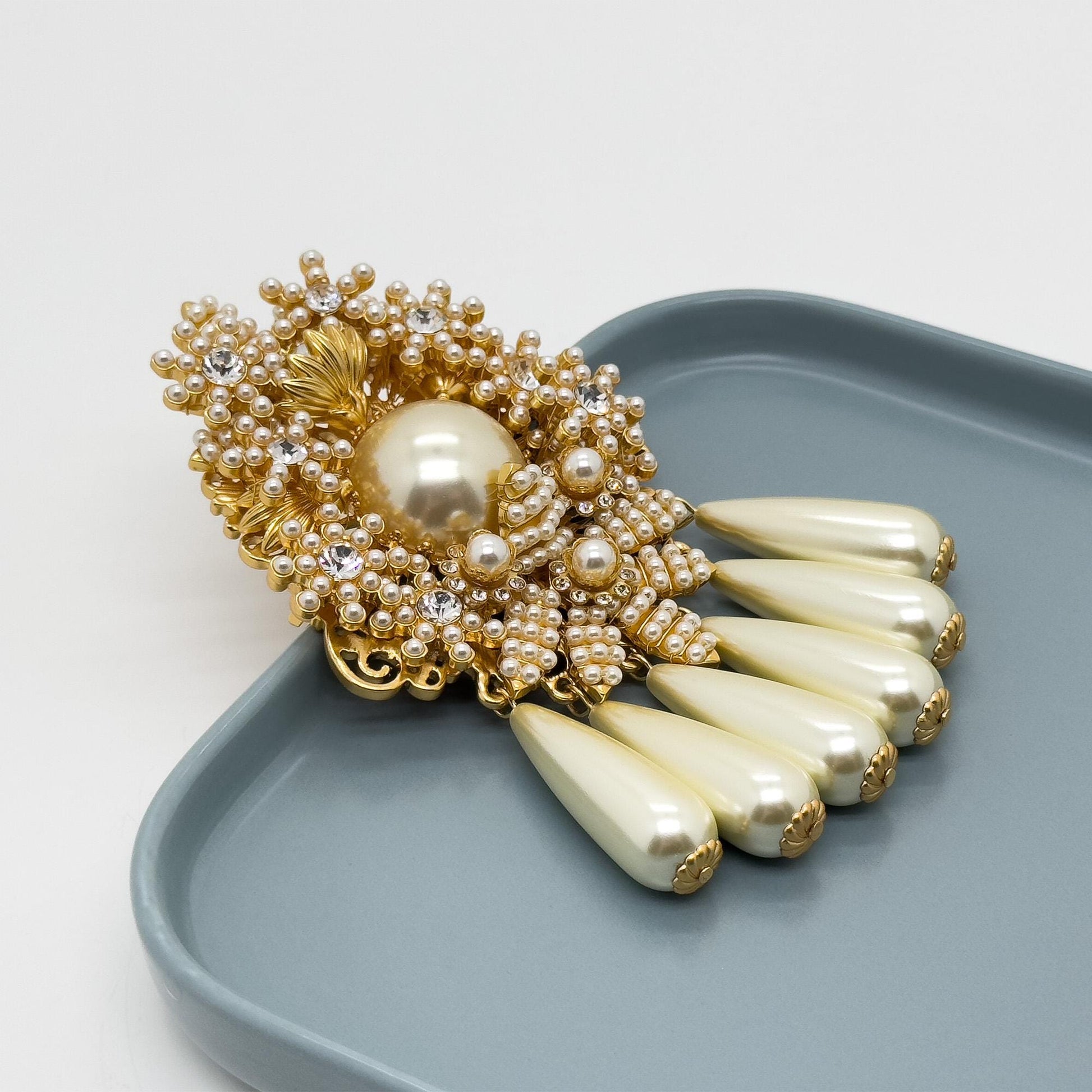 Vintage Art Deco Pearl Beaded Gold-Plated Statement Overcoat Brooch