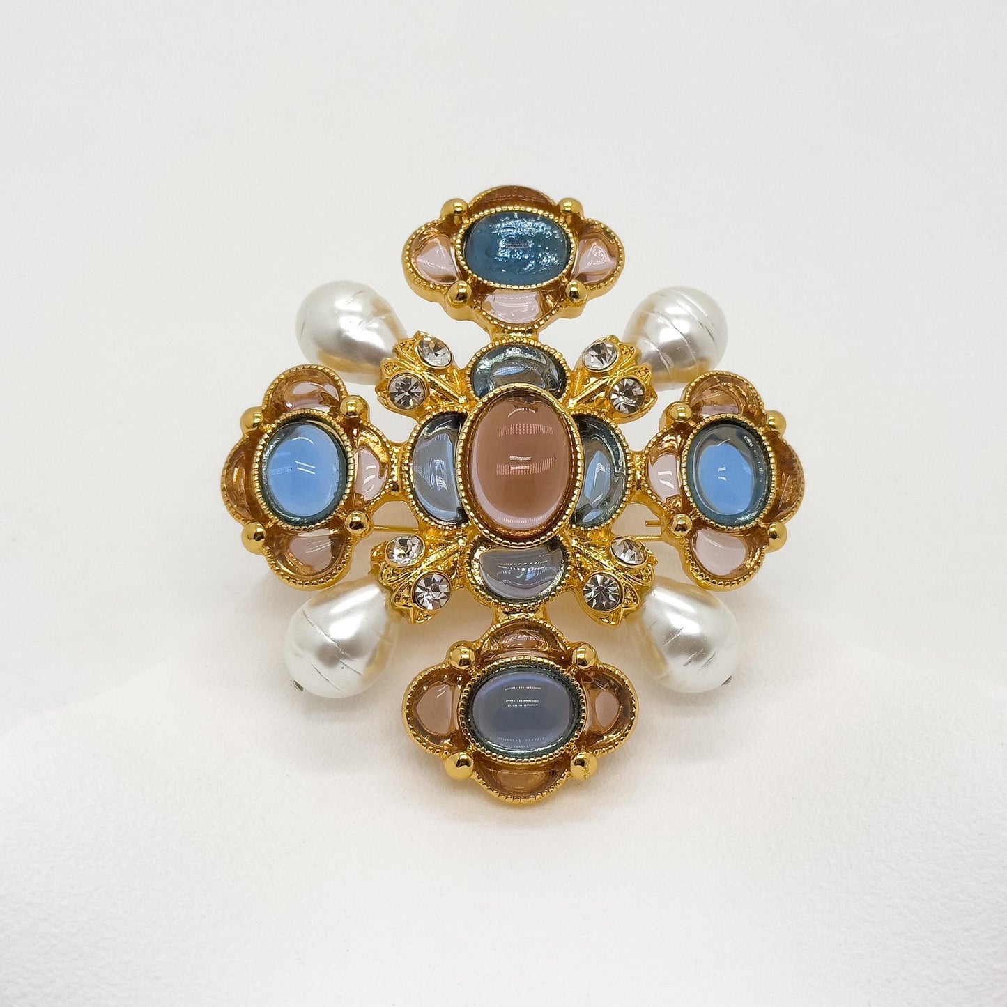 Handcrafted Vintage Art Deco Brooch featuring Lapis Lazuli, Crystal and Pearl