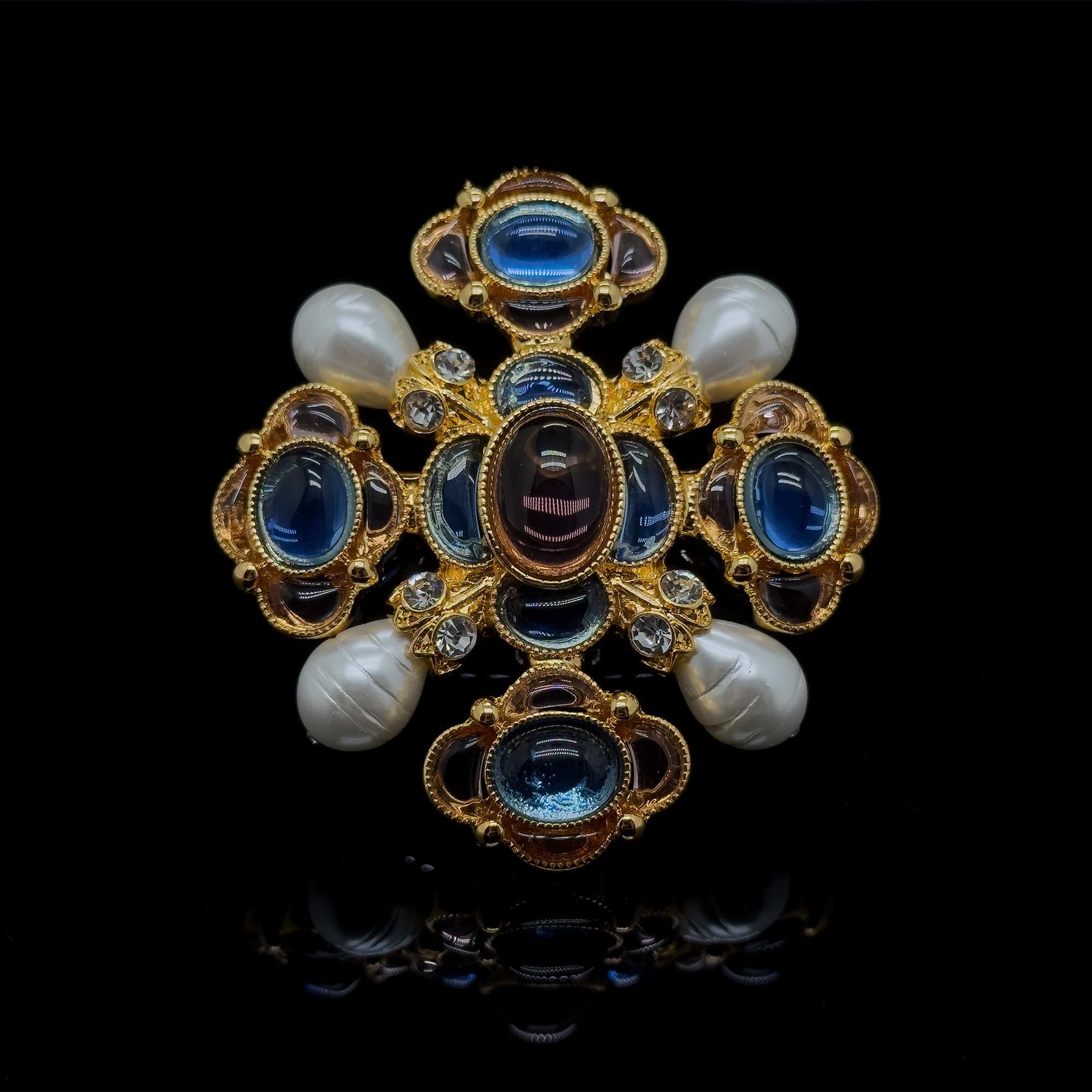 Handcrafted Vintage Art Deco Brooch featuring Lapis Lazuli, Crystal and Pearl