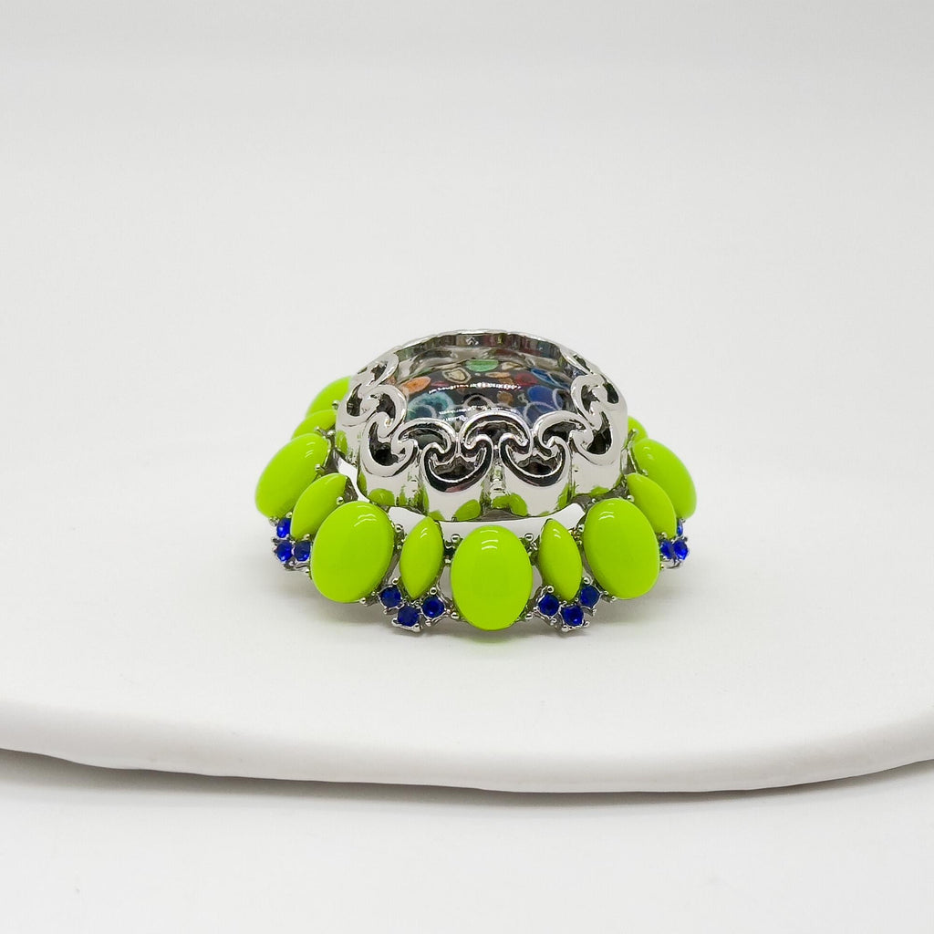 Vintage Art Deco Green Enamel Resin Brooch Elegant Gift Pin