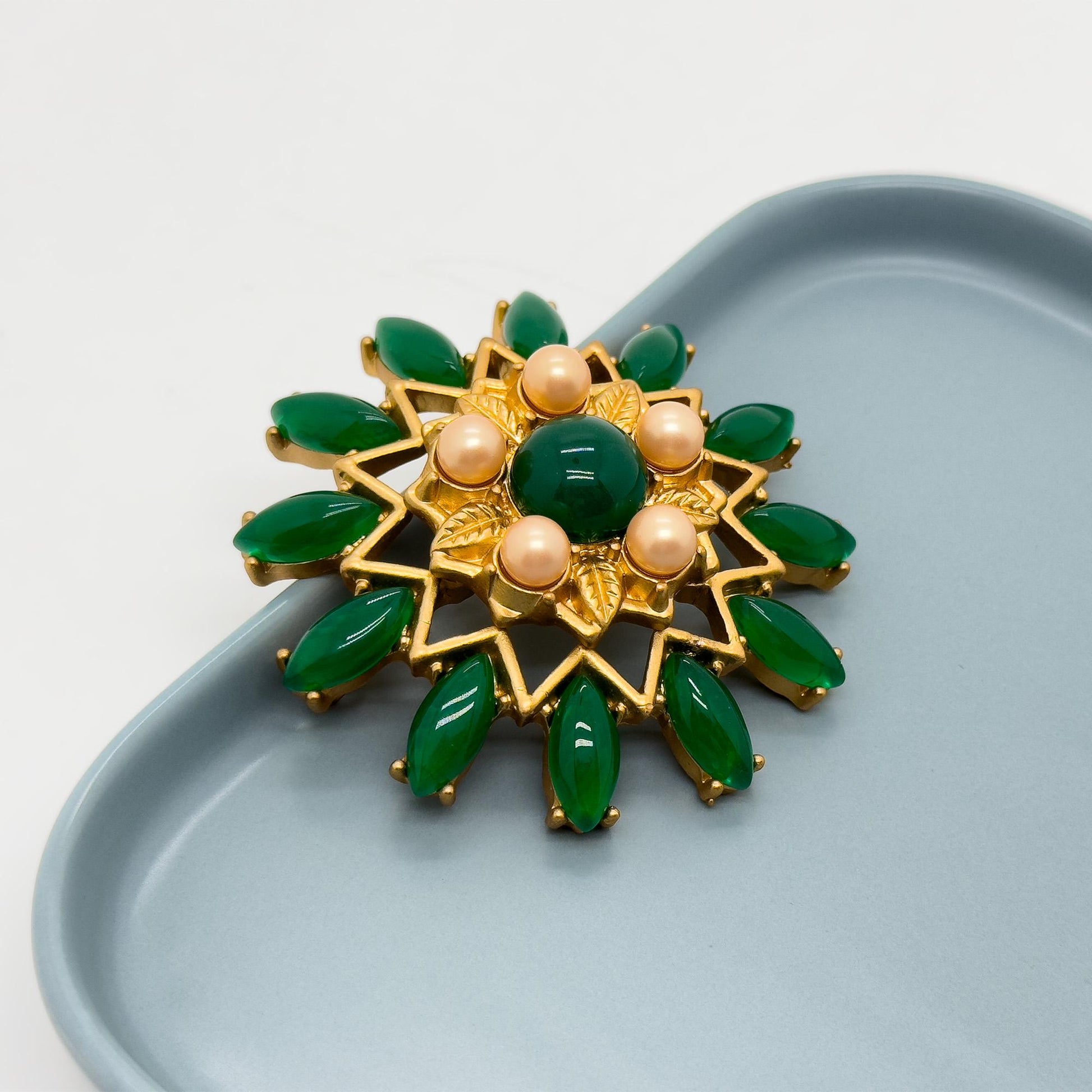 Vintage Art Deco Green Floral 3D Flower Brooch, 1960s Style