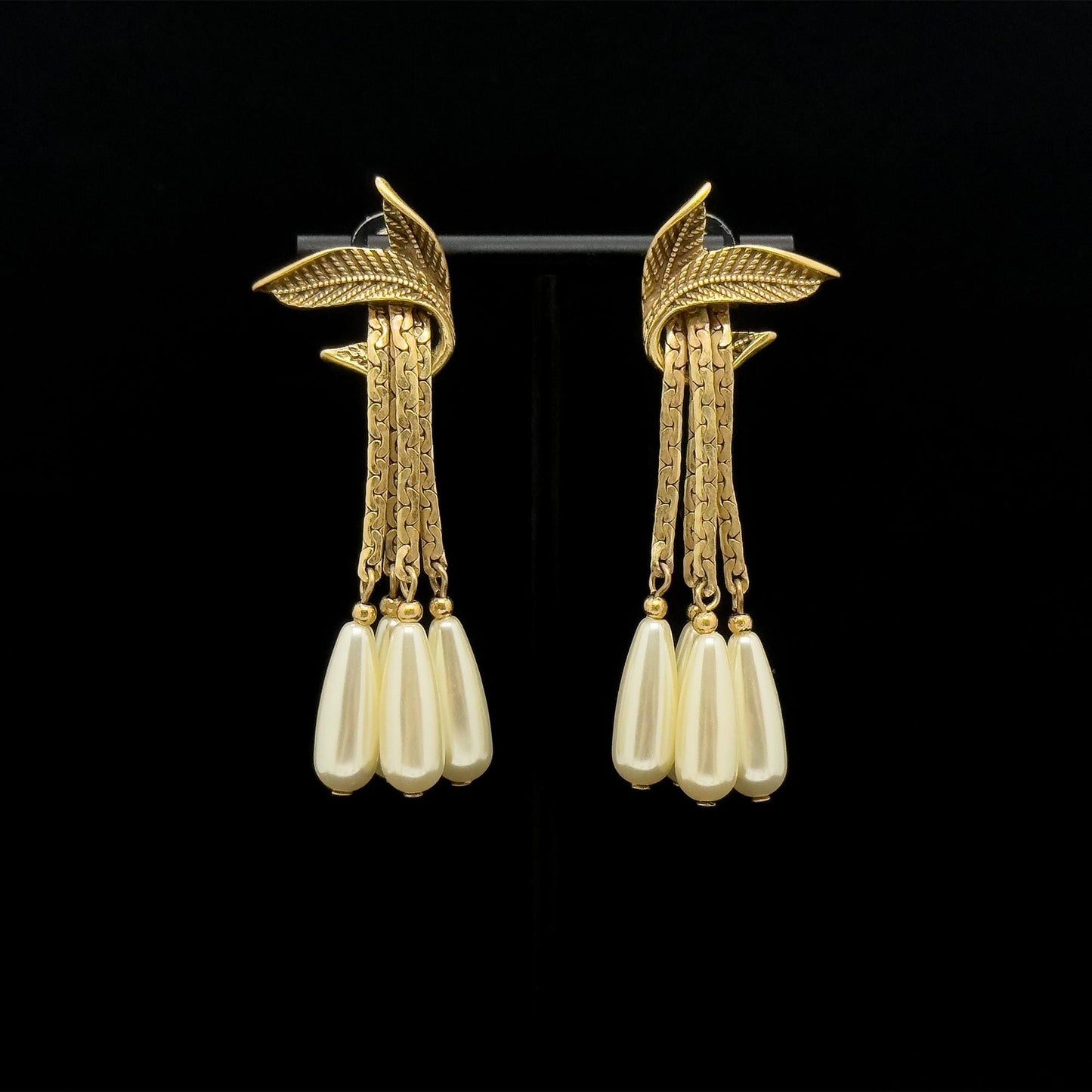 Vintage Art Deco Leaf Fringe Brooch and Dangle Earring Set