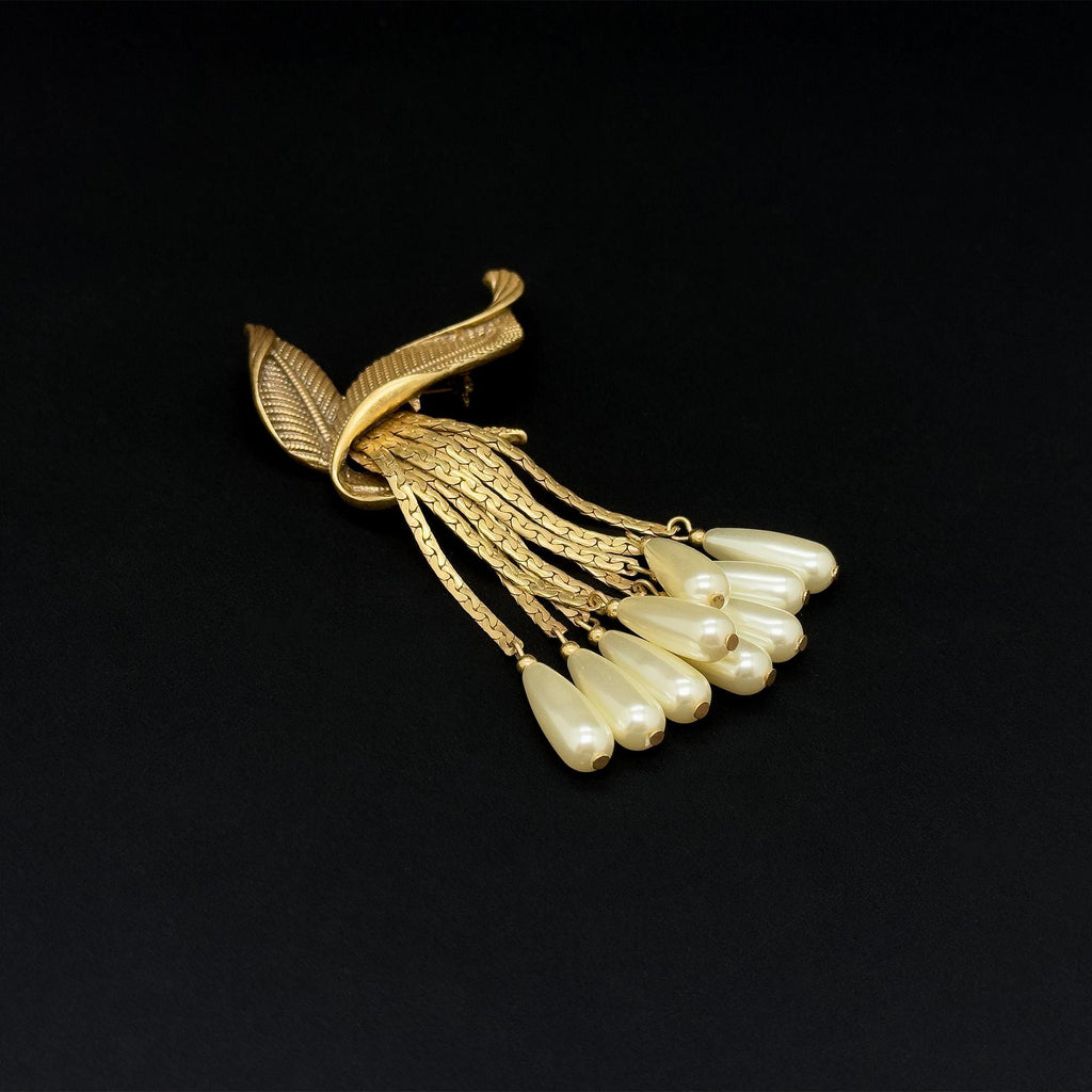 Vintage Art Deco Leaf Fringe Brooch and Dangle Earring Set