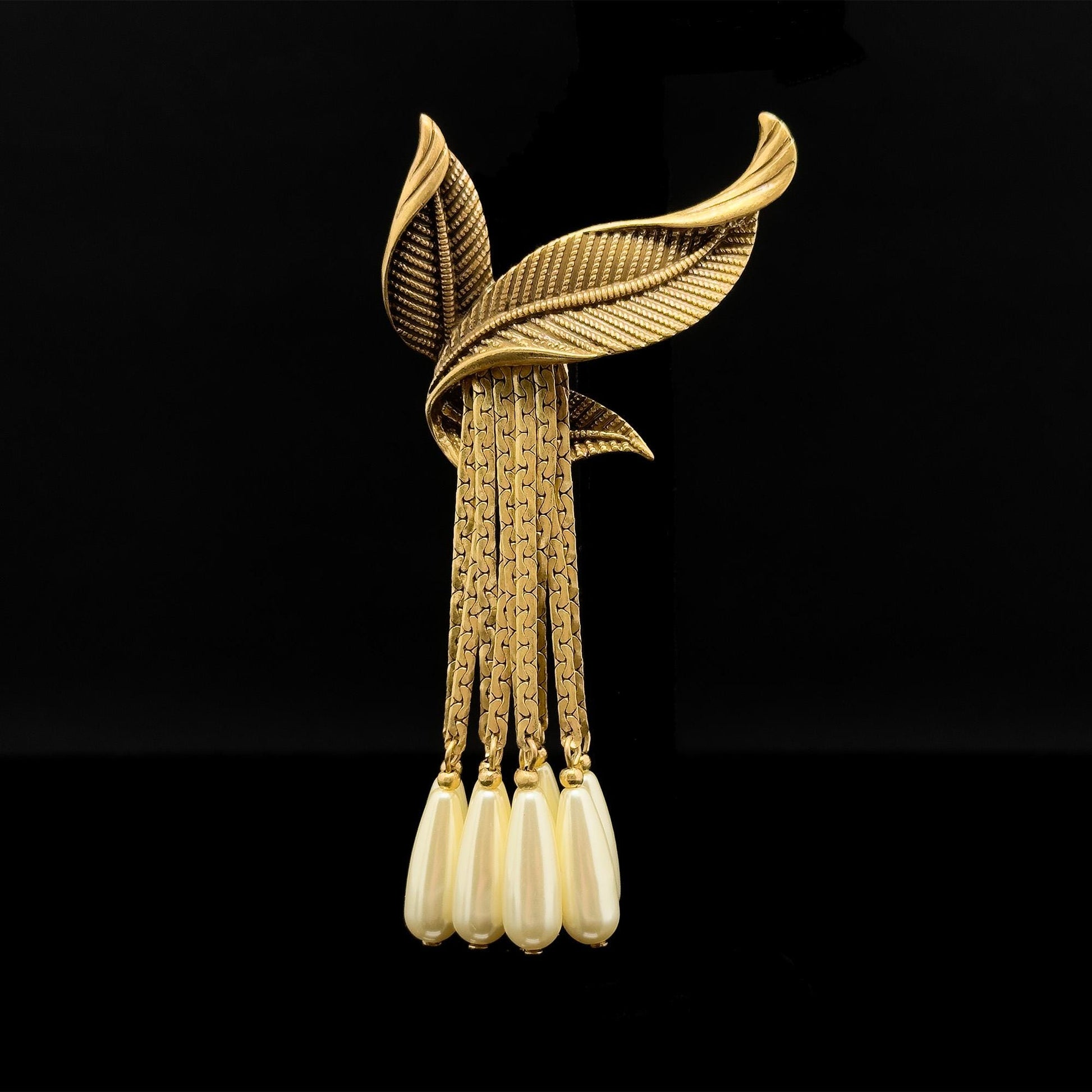 Vintage Art Deco Leaf Fringe Brooch and Dangle Earring Set