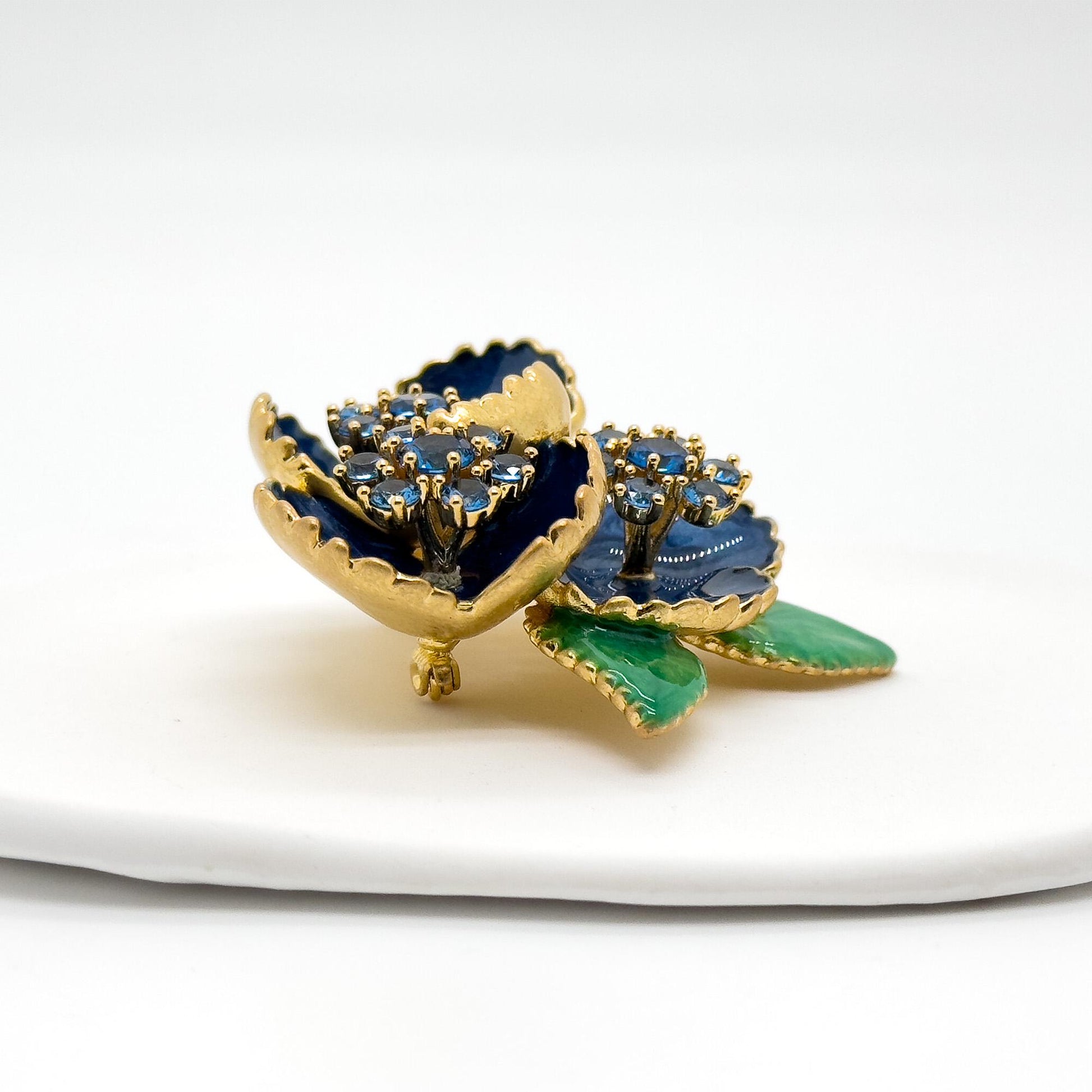 Vintage Art Deco 3D Leaf and Flower Brooch Pin