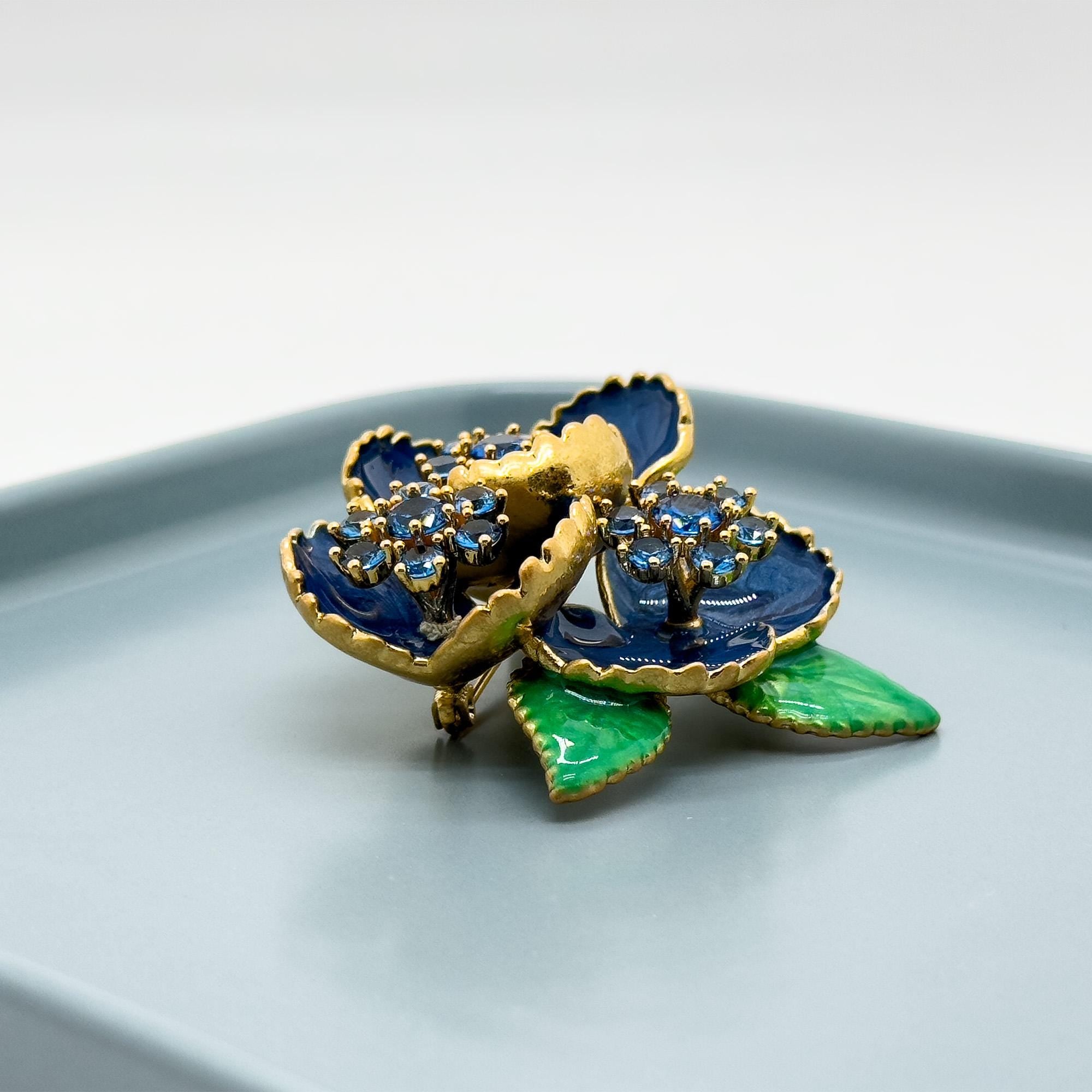 Vintage Art Deco 3D Leaf and Flower Brooch Pin