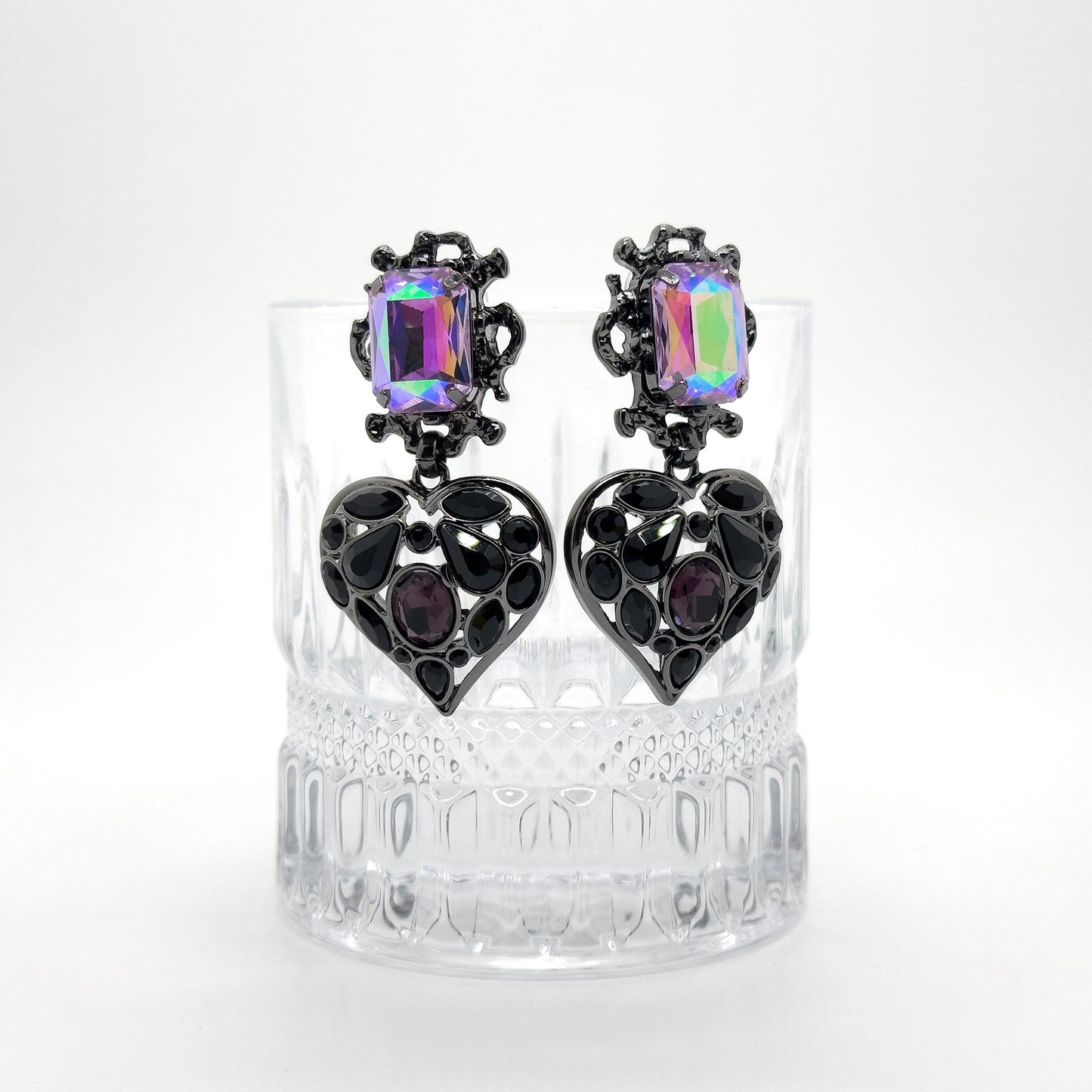 Lavish Purple Heart Drop Earrings with Rhinestones and 925 Silver