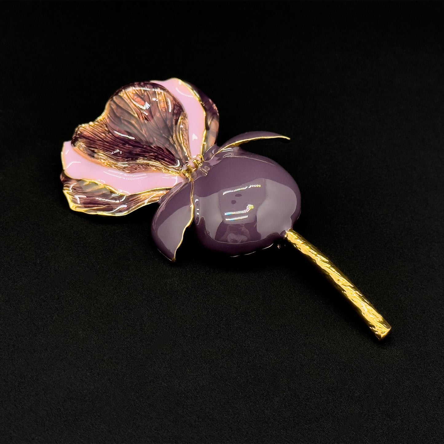 Vintage Art Deco Enamel 3D Flower Brooch Purple Copper Pin