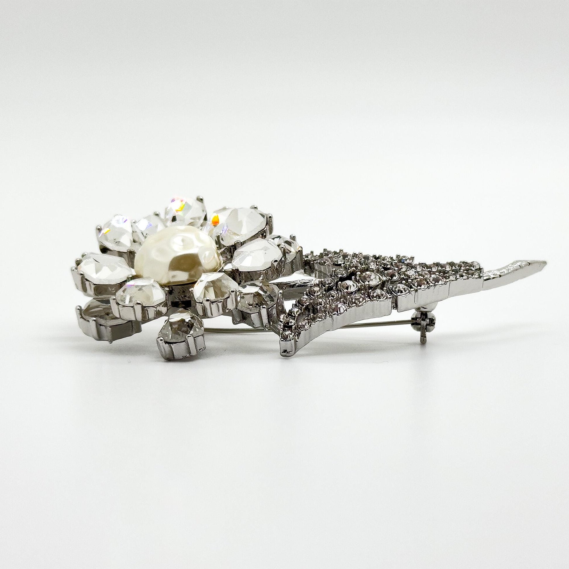 Vintage Art Deco 3D Rose Brooch Copper Glass Pearl Accent