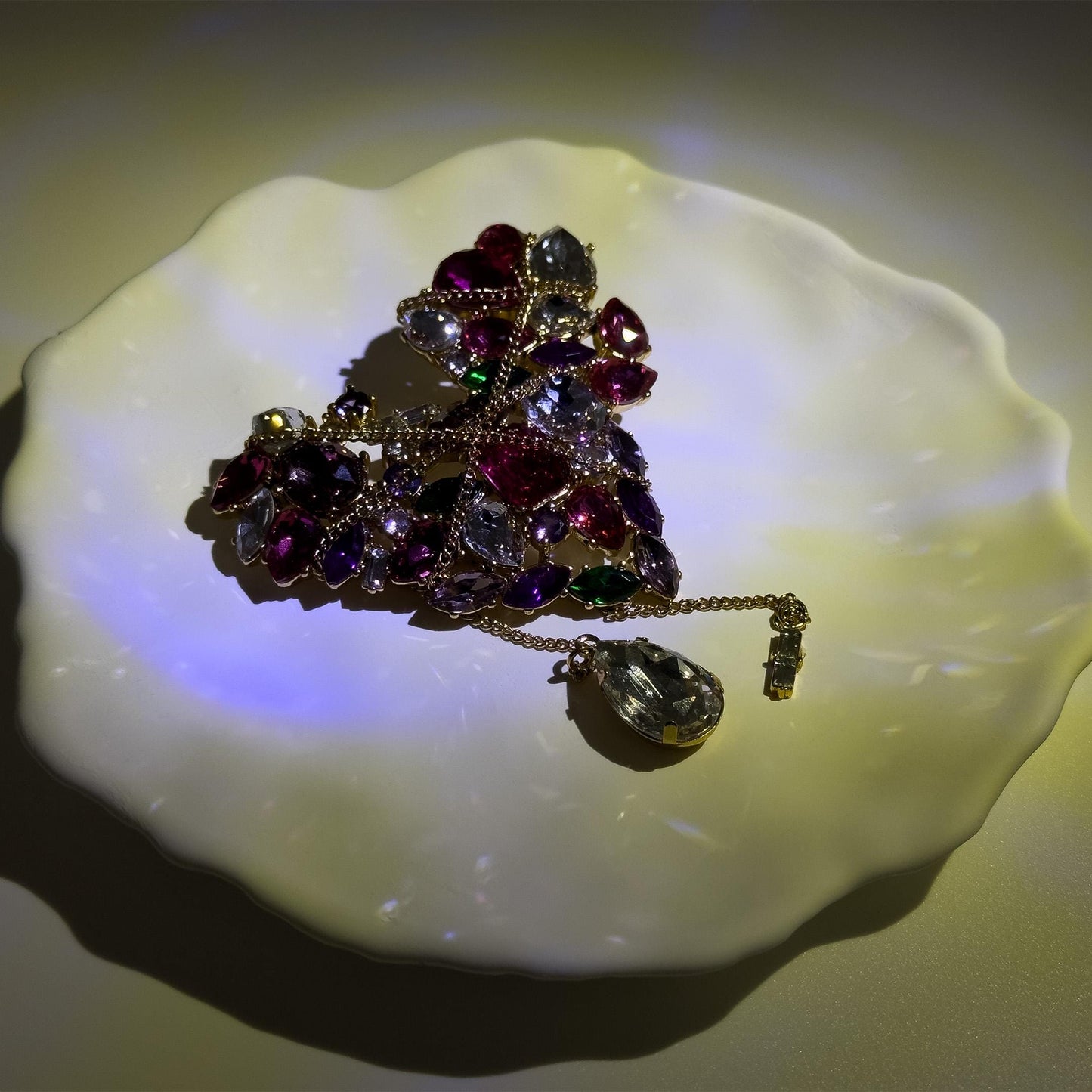 Gold-Plated Crystal Heart Brooch Bridal Wedding Vintage Gift Pin