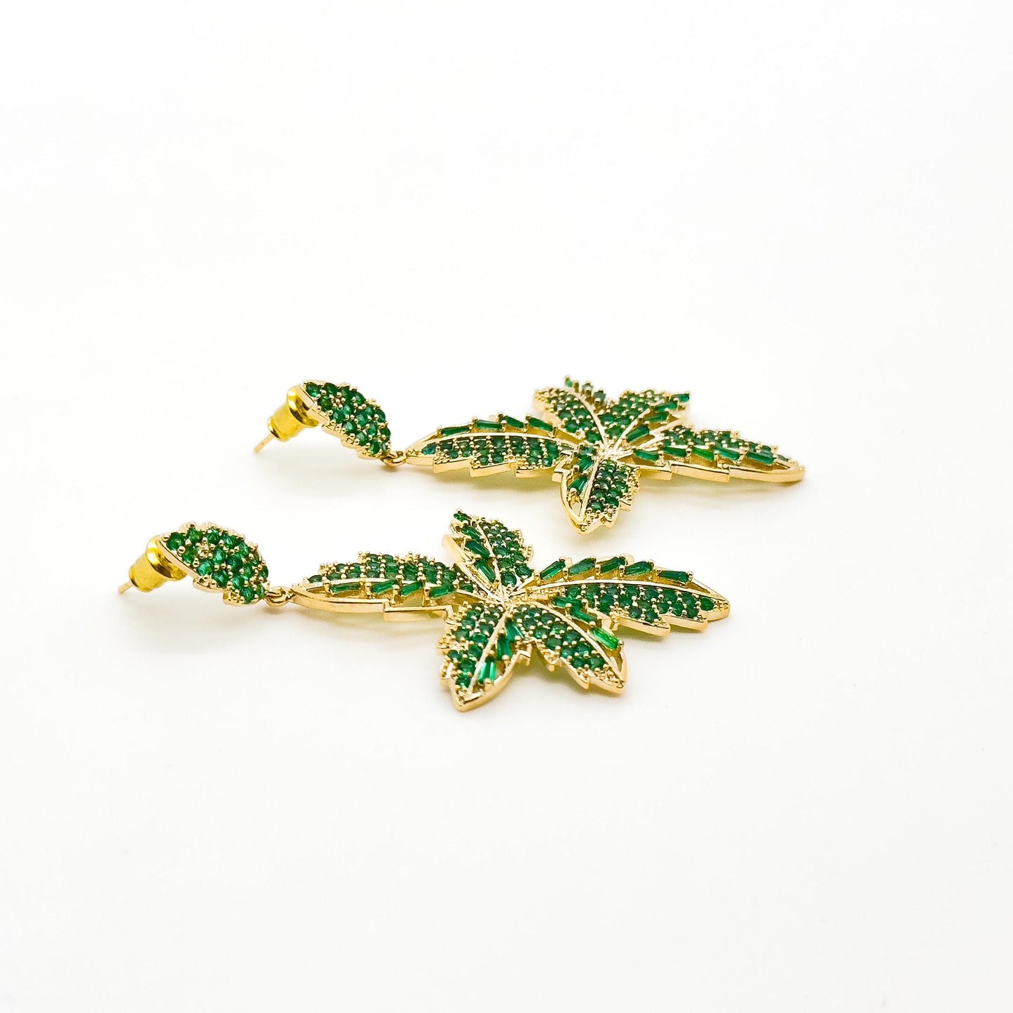 Vintage Green Leaf Clip-On Earrings Art Deco Glass Gold-Plated