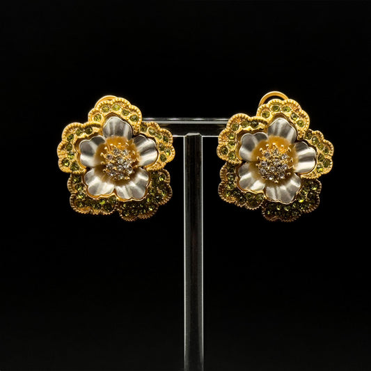 French Vintage 3D Flower Stud Earrings Gold-Plated Rhinestone