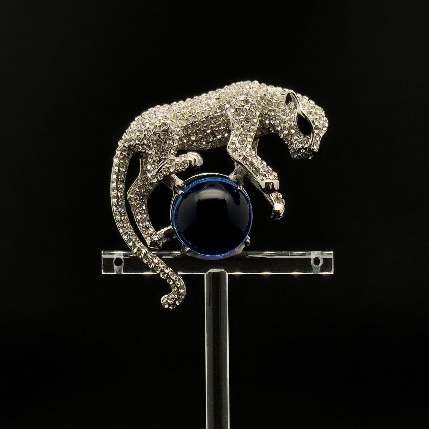 Luxury Leopard Brooch Rhinestone Crystal Animal Pin for Women