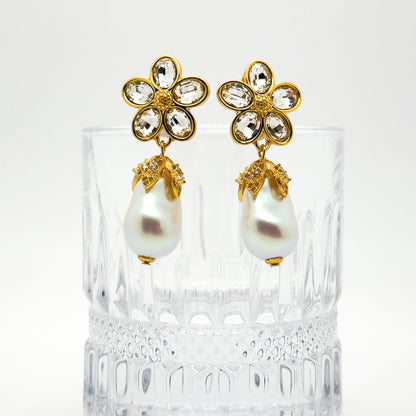 French Vintage Baroque Pearl Teardrop Floral Dangle Earrings Gold-plated