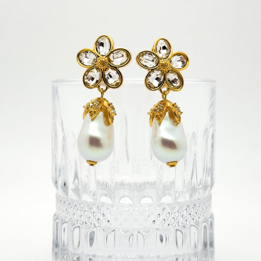 French Vintage Baroque Pearl Teardrop Floral Dangle Earrings Gold-plated